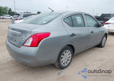 2013 Nissan Versa 1.6 S z USA, uszkodzony, nr VIN 3N1CN7AP7DL819828
